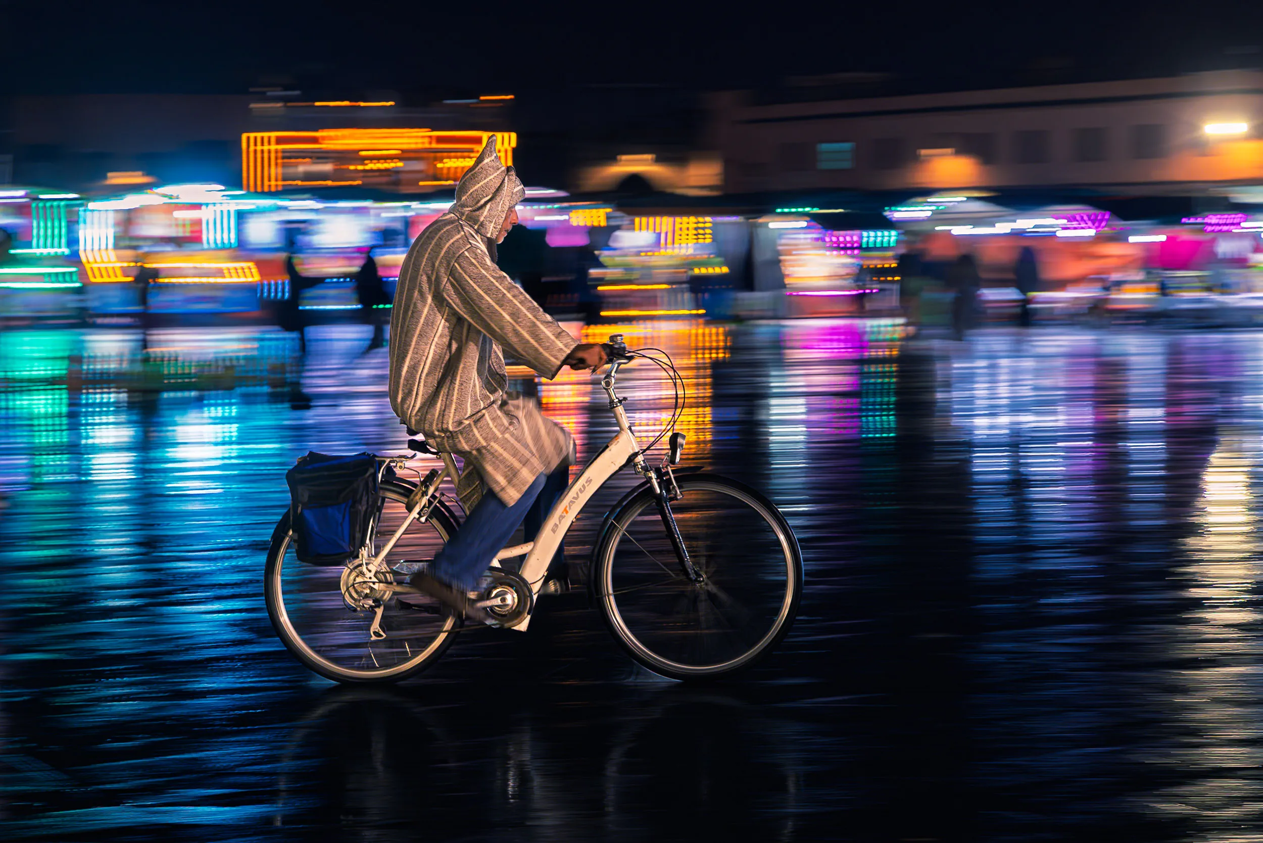 Night Rider, Neon Souk