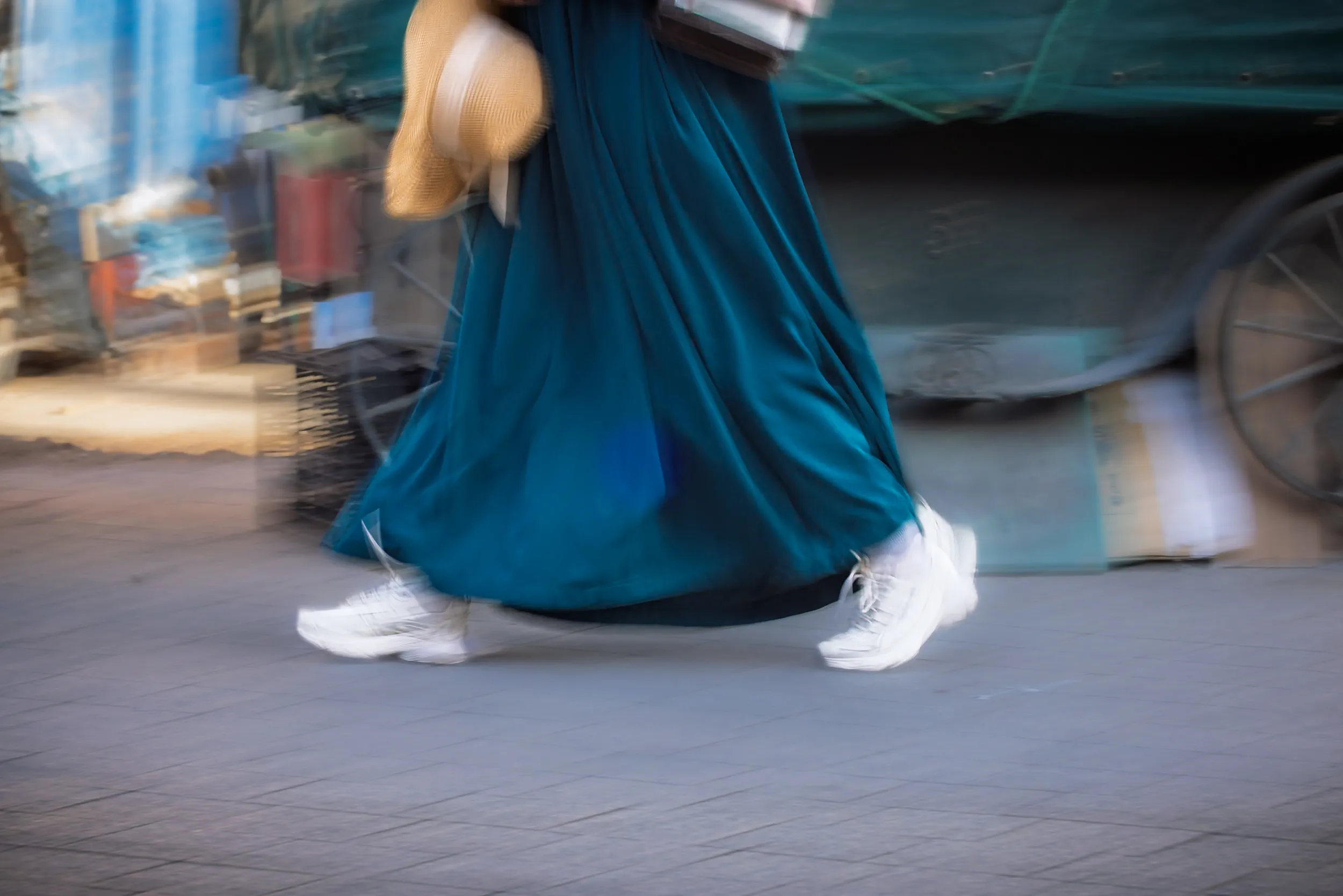 Teal Hem in Motion