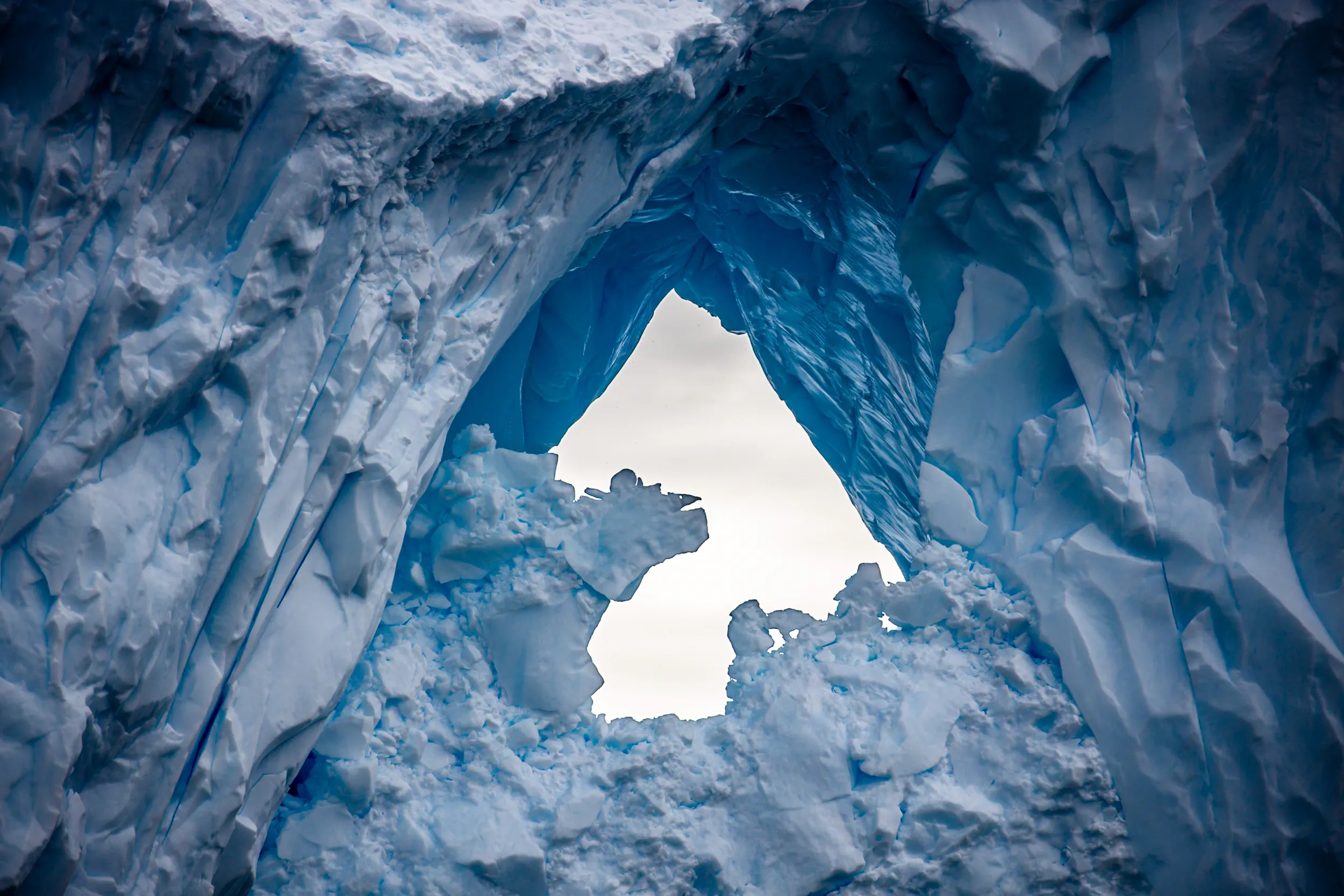 Ice Tunnel, Arrowhead of Sky