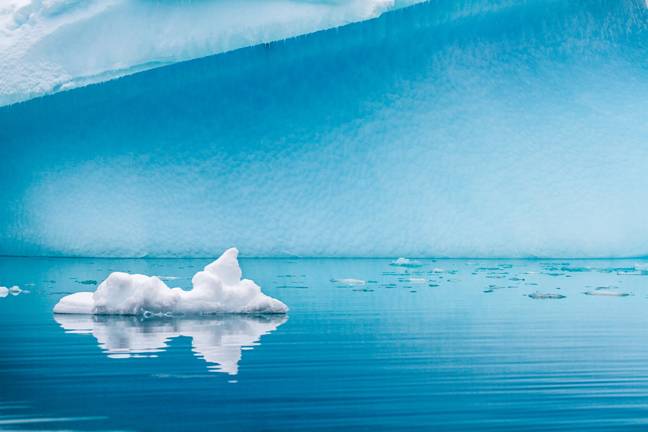 Drifting Ice, Mirrored